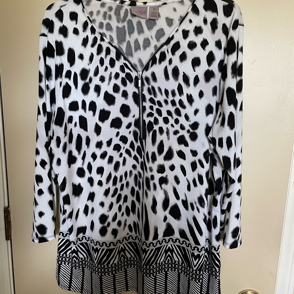 Black and white Tunic Top by Chico’s